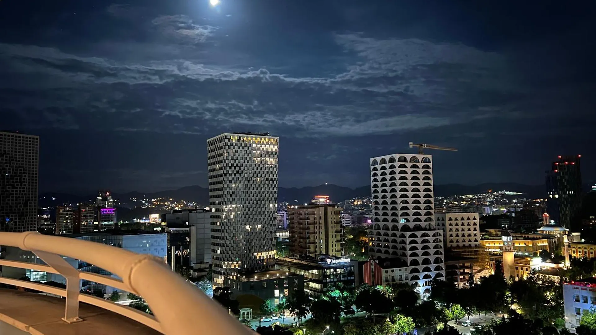 Tirana My Roots - Neti Museum Apartment Breathtaking View